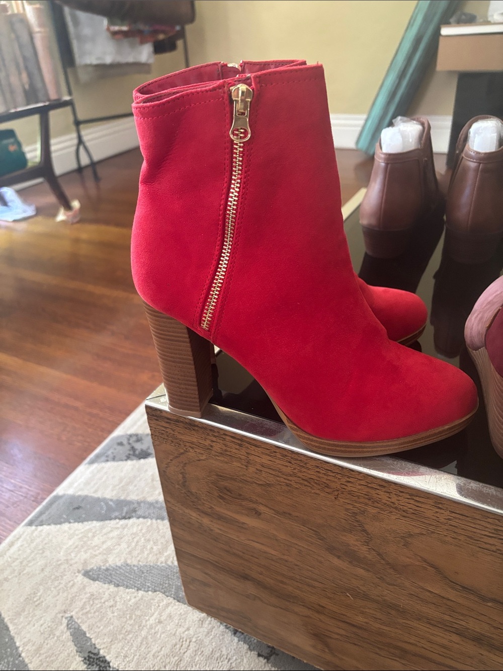 New Red  boot gold zipper. Size 8.5